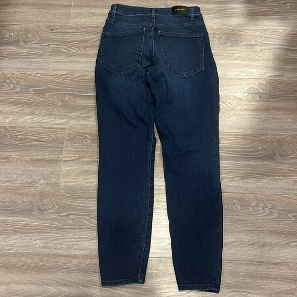 Express Curvy Skinny High Rise Dark Wash Jeans - Picture 5 of 6